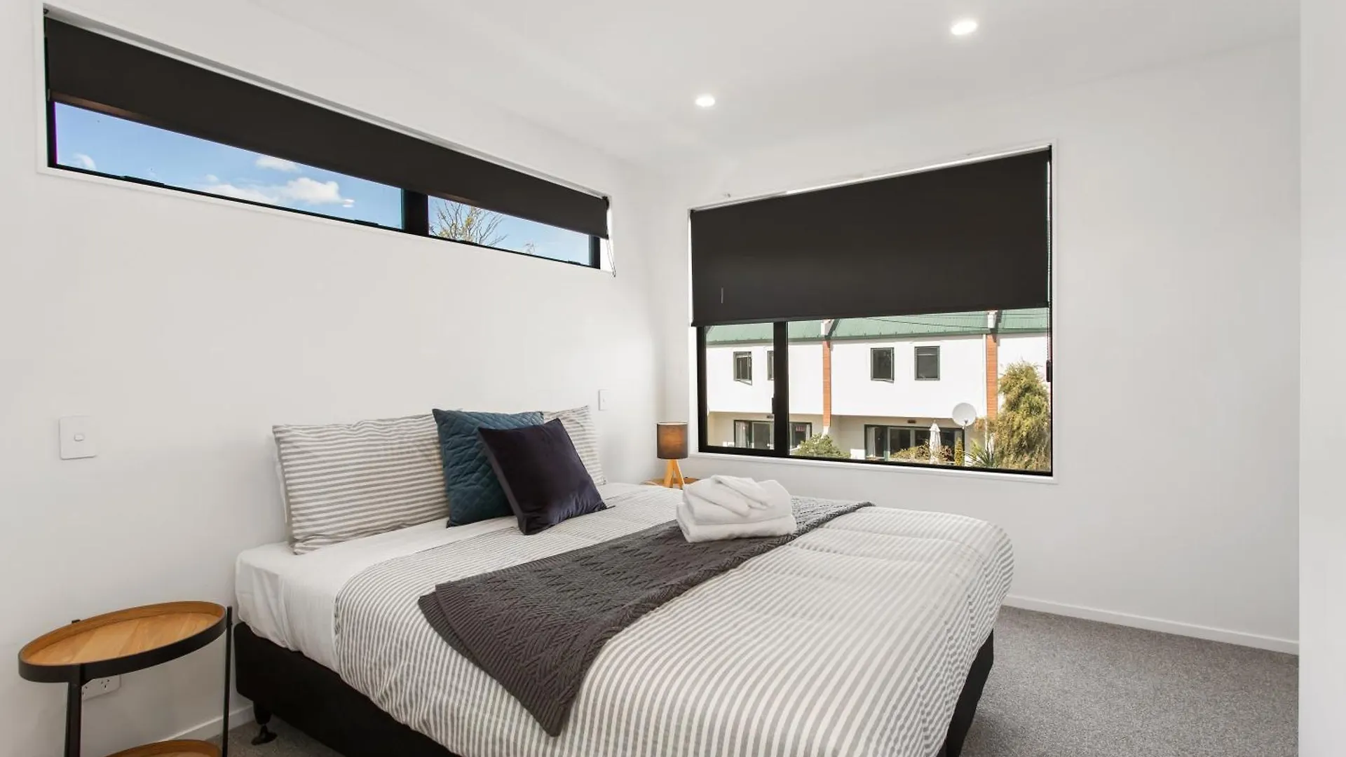 Stylish New 8 Mins Cbd Free Parking Apartment Christchurch 0*,